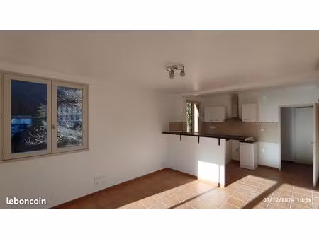 f3 location annuelle