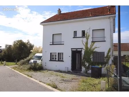 immeuble 7 pièces 145 m²