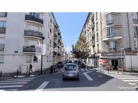 commerce divers 572 m²