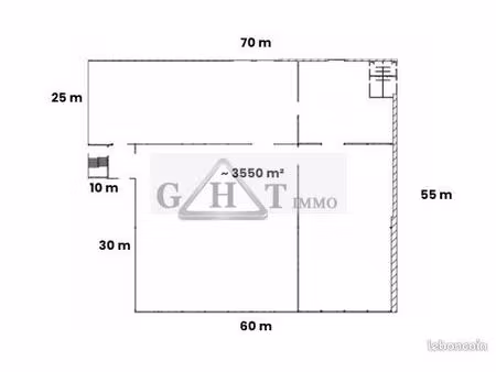 local industriel 3 600 m²