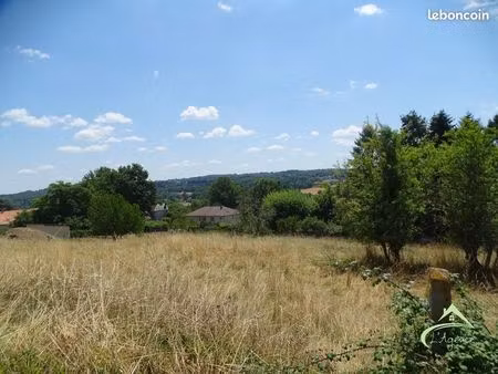 terrain 1381 m² saint-victurnien