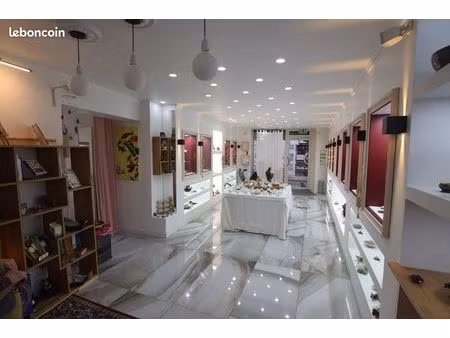 local 47 m² hasparren