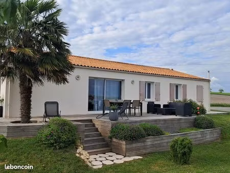 maison 137 m² de plain-pied