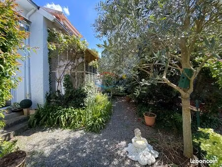 maison 7 pièces 141 m²