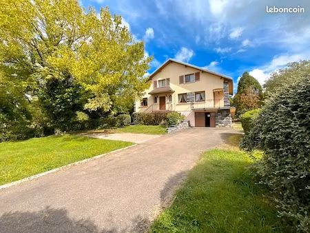 pavillon 5 pièces 131 m²