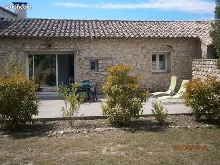 a louer appartement meublé de plain pied loyer 700euros charges comprises