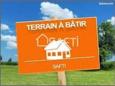 terrain 555 m² saint-aubin-la-plaine