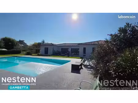 maison 7 pièces 214 m²