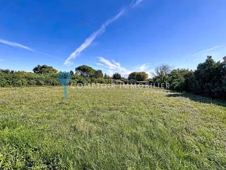 terrain constructible viabilisé à vendre