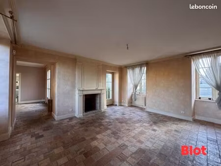 maison 8 pièces 183 m²
