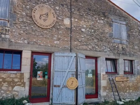 atelier  boutique  salle de soin ou autre à pont-l'abbé d'arnoult