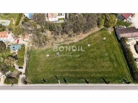 terrain constructible viabilisé à vendre