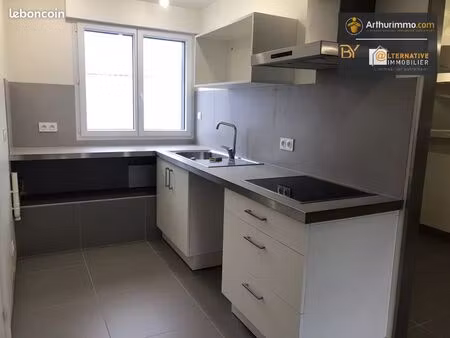 studio 1 pièce 11 m²