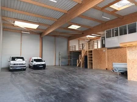 local d'activite 460 m² montivilliers