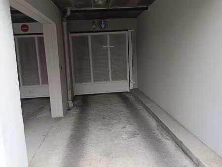 parking souterrain