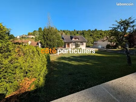 pavillon 7 pièces 136 m²