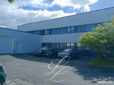 bureaux 395 m²