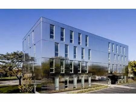 location bureaux et commerces meublé à saint-herblain (44800) : à louer meublé / 320m² sai