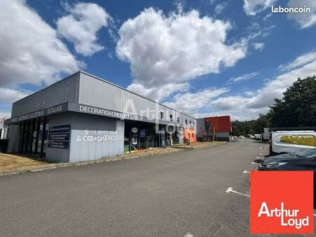 local commercial 200 m²