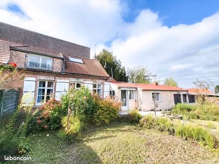 maison 7 pièces 130 m²