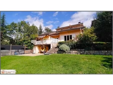 propriété 11 pièces 223 m²