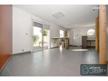 bureaux 80 m² brains