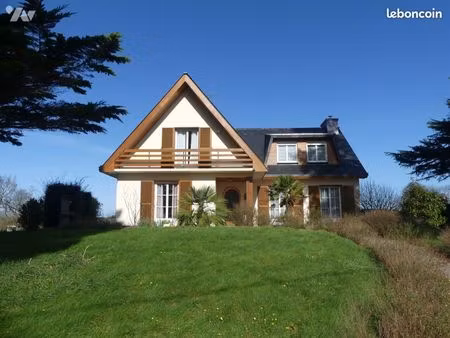 maison 8 pièces 184 m²