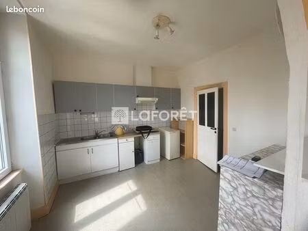 appartement 3 pièces 65 m²