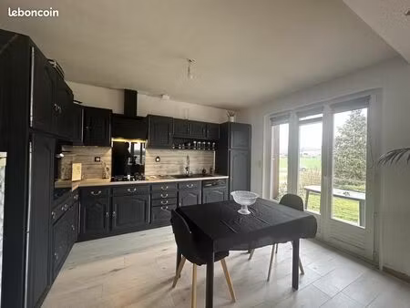 maison 6 pièces 146 m²