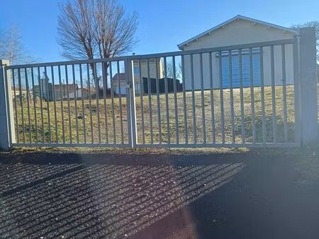 local commercial 200m²