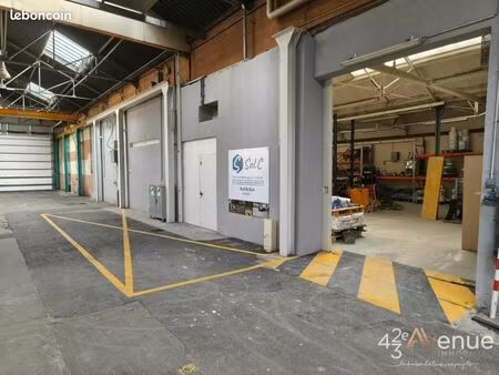 local industriel 223 m²