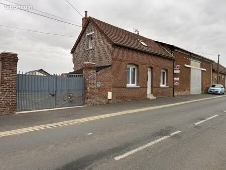 maison 6 pièces 94 m²