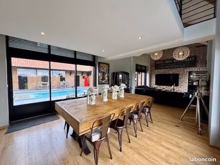 ferme 8 pièces 385 m²