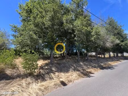 terrain 1 136 m² ambert