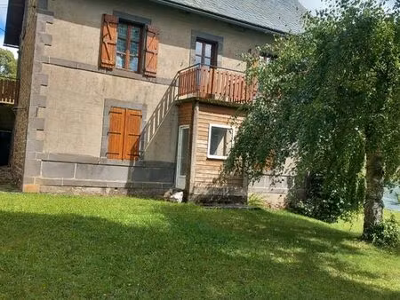 maison à la campagne