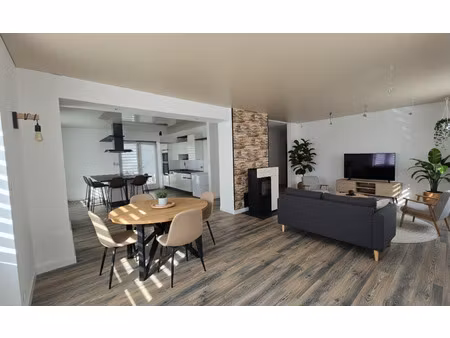grand appartement de + 130m2 habitables au rdc d'une coprop