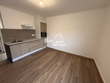 studio 17.60m2 entièrement rénové à louer à serrouville