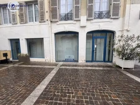 local commercial à louer