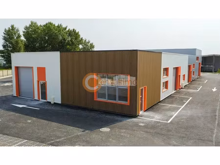 local d'activite a vendre