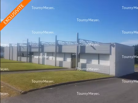 local d'activites a louer