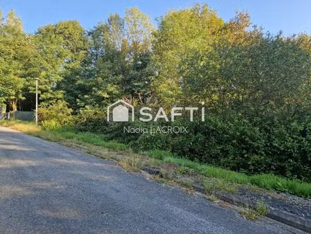 terrain viabilisé de 1637 m²