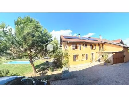 maison 120m² avec jardin et piscine