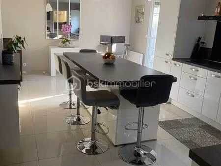 tres belle propriete moderne