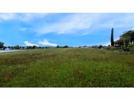 terrain à vendre matha 2200m2 62 500€