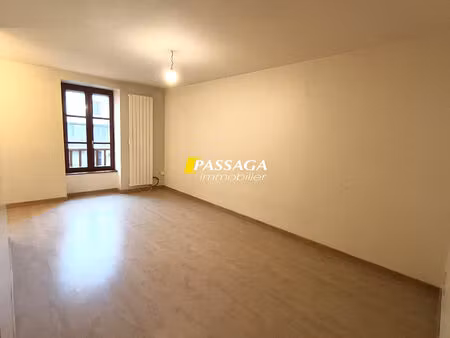 location appartement 3 pièces 53 m² à sévérac d'aveyron (12150)