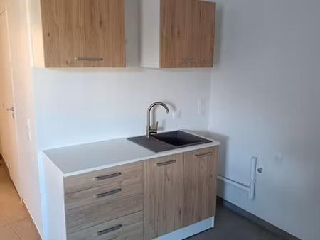location appartement 1 pièce 35m² thonon les bains 74200