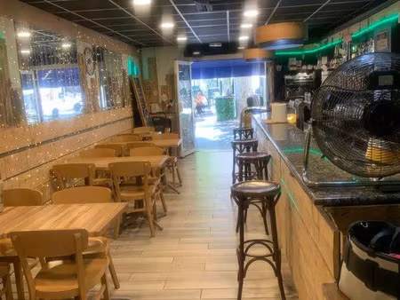 vente commerce 60 m² rousset (13790)