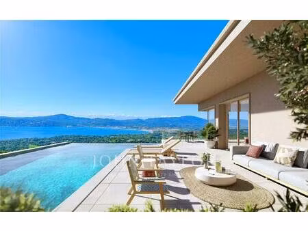 villa d’exception avec vue mer et collines des maures