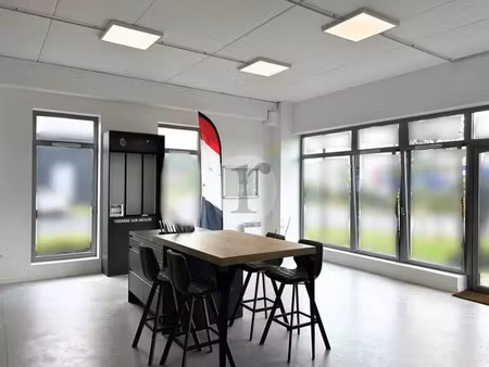 superbe cellules d'activités avec bureaux lumineux à louer