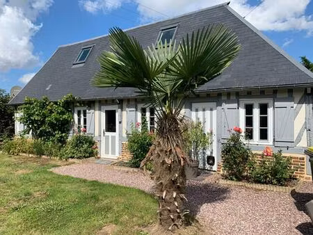 ensemble de 2 maisons sur un terrain de 800 m2